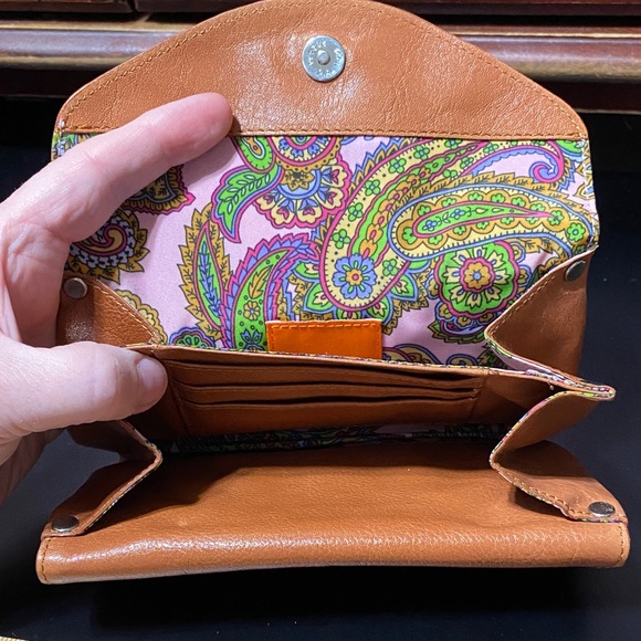 Vintage Latico Tan Leather multi compartment long wallet - Picture 3 of 16